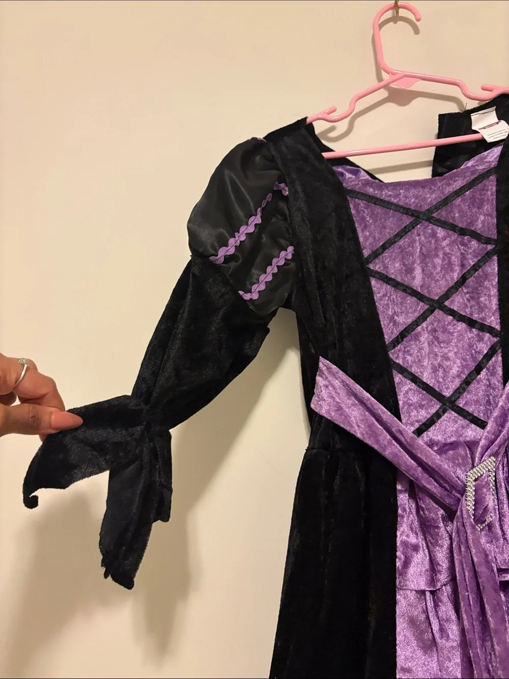 Girls Purple and Black Velvet Witch Costume Dress with Lace-Up Bodice ,Witch hat